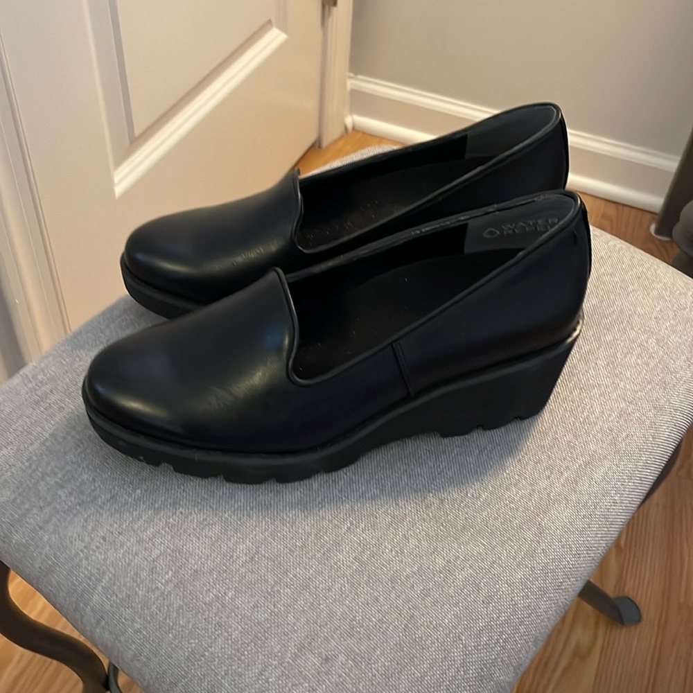 Vionic New Black Women’s Wedge Shoe Size 6.5